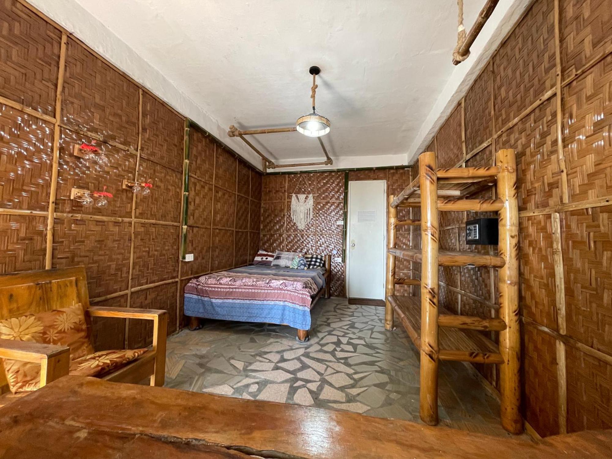 Voodoo House Bed & Breakfast Lalao Екстериор снимка